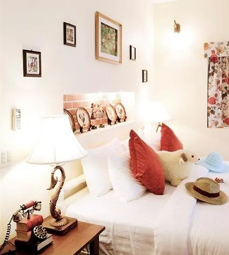 Swiss Valley Hip Resort Suan Phueng