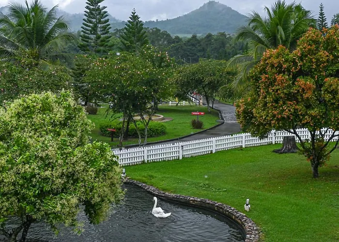 Resort Swiss Valley Hip