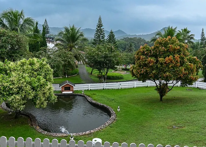 Swiss Valley Hip Resort 4*