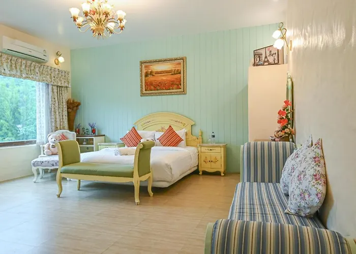 Swiss Valley Hip Resort